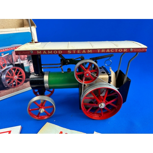 252 - Boxed Mamod T.E.1a Live Steam Engine with accessories