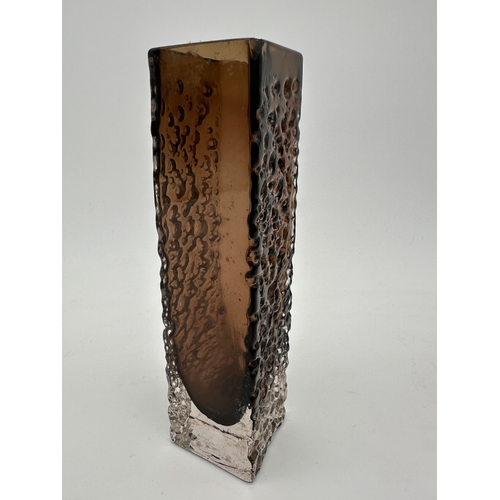 709 - Whitefriars Geoffrey Baxter Nail Vase - slight chip to corner rim, as pictured