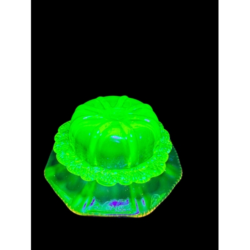 710 - Victorian Cranberry & Uranium Glass Bowl