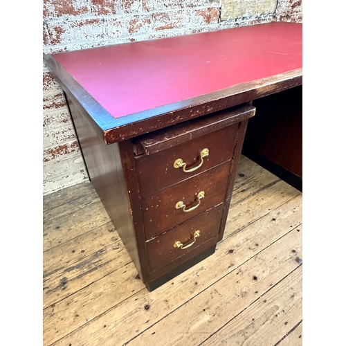 959 - Vintage Leather Topped pedestal Desk