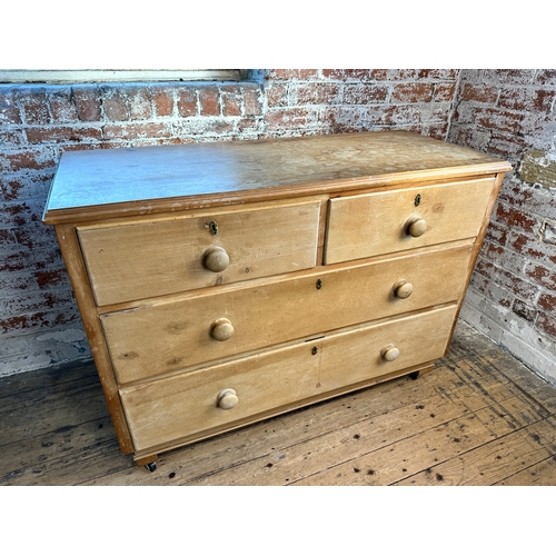 960 - Antique Pine 2 over 2 Chest of Drawers