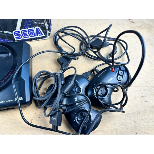 195 - Sega Mega Drive Games Console Boxed