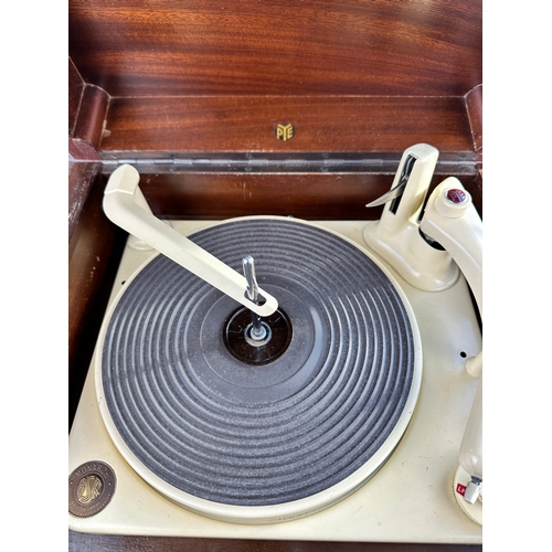 632 - PYE HiFi Monarch Three Speed Record Changer. Working with list of refurbished parts etc.