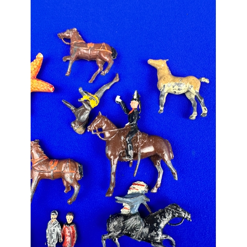 382 - Group of Metal Figures including Britains