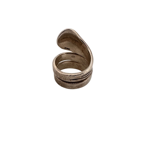 241 - 925 Silver 'Spoon' Ring