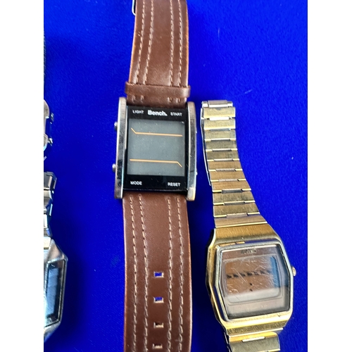 609 - Gent Vintage Digital Watches