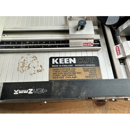 594 - Keen Cut Picture Framing Mount Cutter