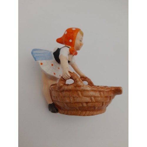 564 - Goebel Farm Girl Ashtray