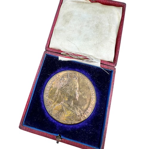 68 - Edward VII 1902 Coronation 55mm Bronze Medallion in Original Box