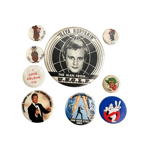 245 - The Man from UNCLE 'Illya Kuryakin' Large Size Badge and 8 Other TV/Film Related Badges