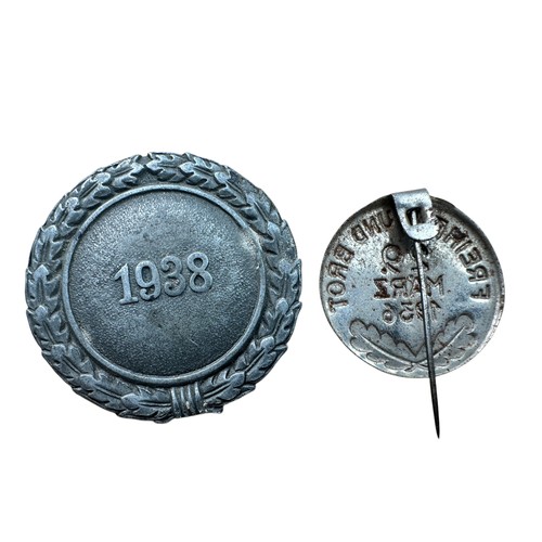 249 - German Nazi Era 'Tinnie' Badge dated 1936 and a Medallion dated 1938