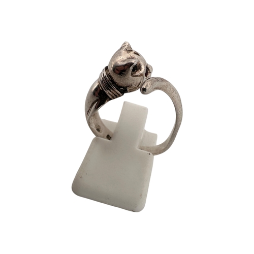 37 - 925 Silver Cat Ring size S...