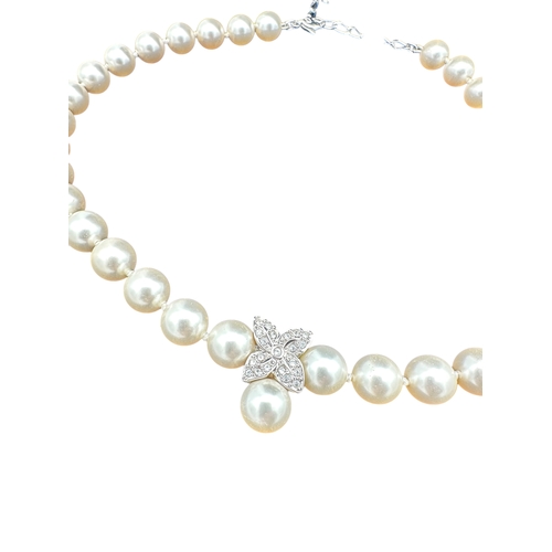 88 - Genuine Swarovski Boxed Simulated Pearl Choker