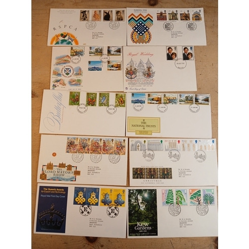 119 - Approximately 400 First Day Covers