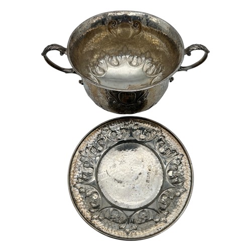 7 - Good Quality Heavy Gauge Silver Porringer and Cover by Goldsmiths and Silversmiths Company, Regent S... 