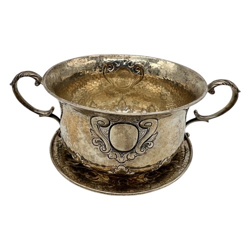 7 - Good Quality Heavy Gauge Silver Porringer and Cover by Goldsmiths and Silversmiths Company, Regent S... 