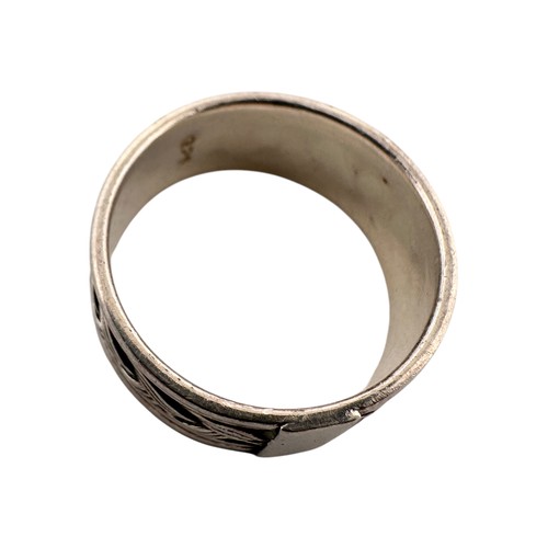 58 - Silver Band Ring with Rope Design - stamped 925, size Q, 4.9g