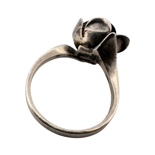 59 - Silver Rose Ring - stamped 925, size O, 4.3g