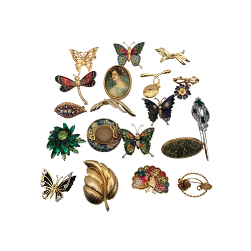 Lot De 20 Broches Vintage - Occasion - Idéal Pour Collectionneurs Ou Customisation