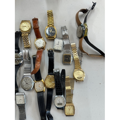 192 - Collection of Vintage Watches inc. Casio, Swatch and Timex.  Some for Spares.