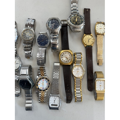 193 - Collection of Vintage Watches inc. Casio, G-Shock and Orient.