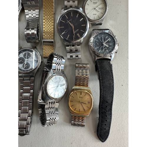 200 - Large Collection of As Found Vintage Seiko Watches for Spares or Repair