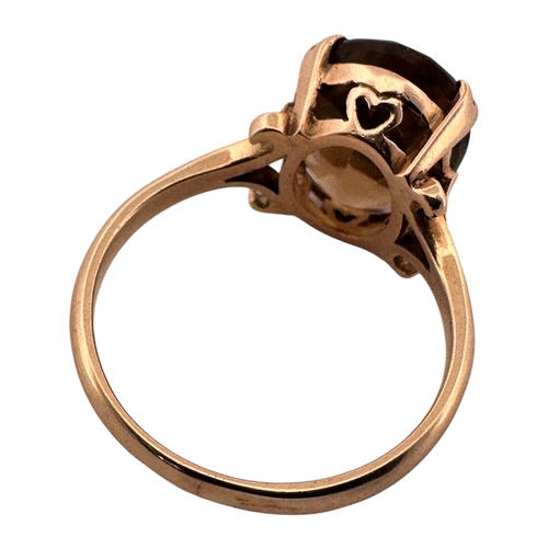 112 - Nine Carat Gold & Smoky Quartz Ring. Size P. 3.94g