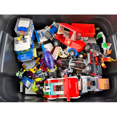 214 - Large Quantity of Vintage Lego