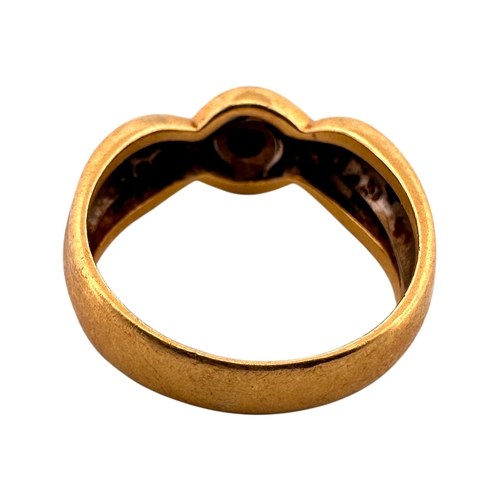 147 - Eighteen Carat Gold Ring set with Single Diamond. Full Hallmarks. Size o. 6.1g