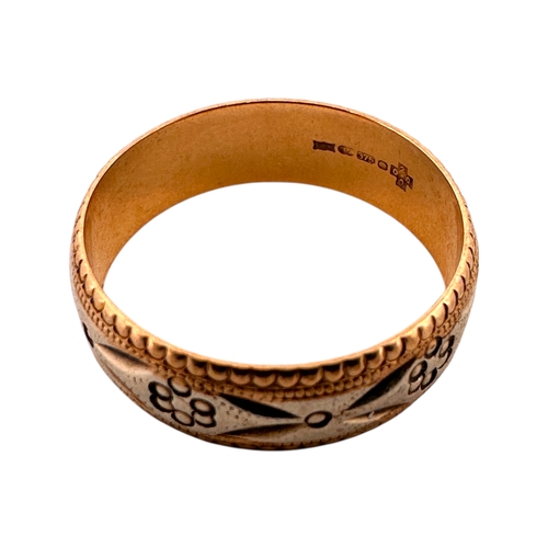 163 - Nine Carat Yellow & White Gold Band Ring with Engraved Floral Detail. Size N, 2.85g