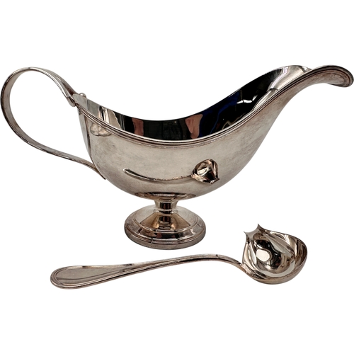 82 - 800 Silver Gravy Jug and Ladle. 305g