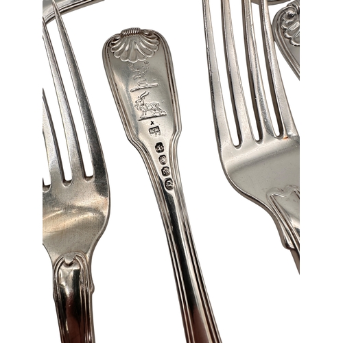 105 - Set of 10 Georgian Hallmarked Silver Forks. 975g