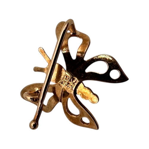 39 - Small Nine Carat Gold Butterfly Brooch. 0.51g...