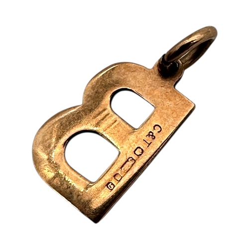 40 - Small Nine Carat Gold Letter 'B' Pendant Charm. 0.64g...