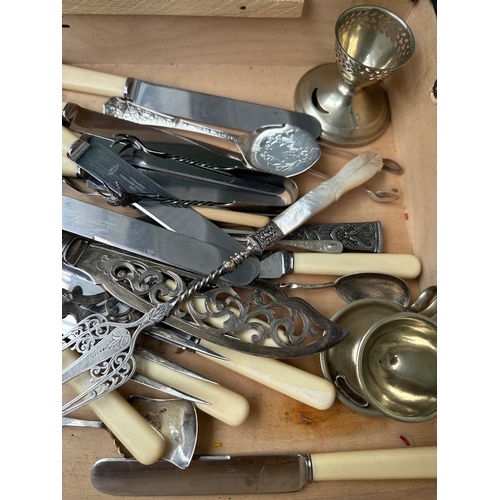 685 - Box of Vintage and Antique Flatware and EPNS Items