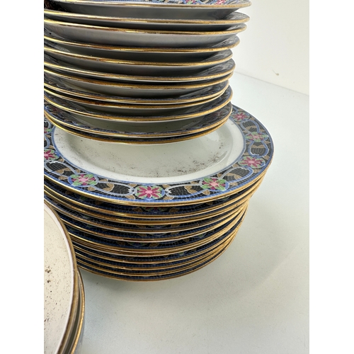 707 - 11 Piece Aynsley Tea Service