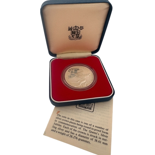 192 - 1977 Silver Proof Crown in Fitted Case