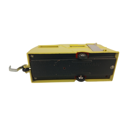 560 - Pair of Boxed Dinky Toys Diecast Models including 117 Four Berth Caravan in pale yellow w/ grey door... 