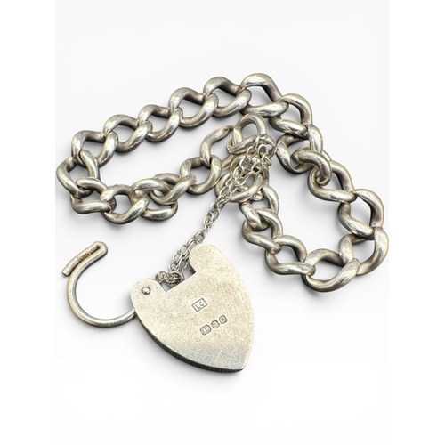 27 - Hallmarked Silver Bracelet with Heart Shaped Clasp. 7