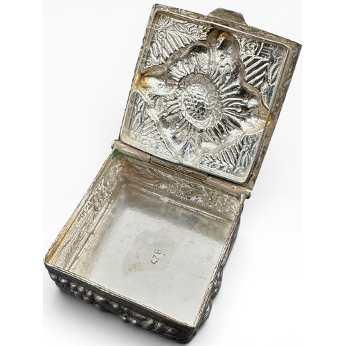 33 - Silver Pill Box with Embossed Decoration. Stamped 925. 15g...