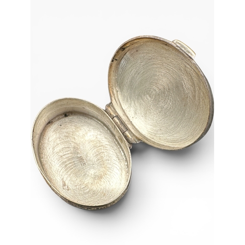 36 - Small Engraved Silver Pill Box. Stamped 925. 5.2g...
