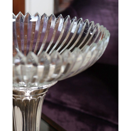 101 - SILVER PLATED CENTRE PIECE