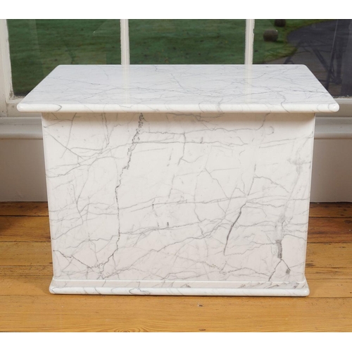 128 - RICH MARBLE PLINTH