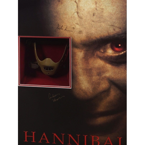 211 - ILLUMINATED HANNIBAL LECTOR MASK