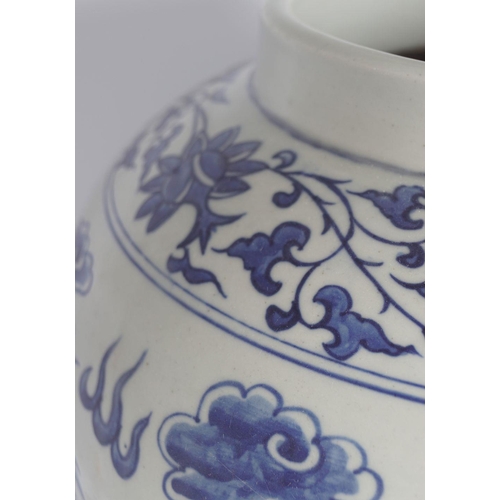 239 - LARGE CHINESE BLUE AND WHITE GINGER JAR