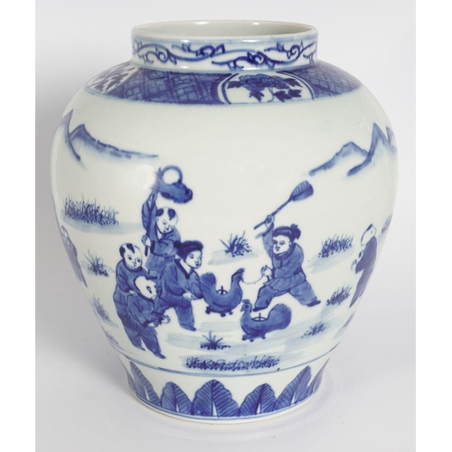 242 - CHINESE BLUE AND WHITE GINGER JAR