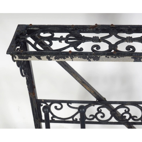 377 - CAST IRON BOOT STAND