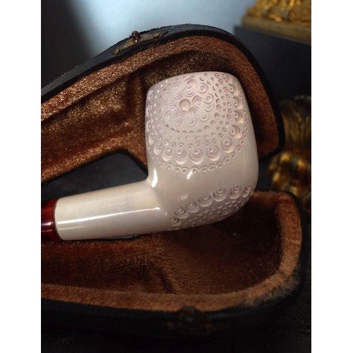 5 - MEERSCHAUM PIPE