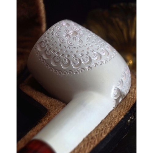 5 - MEERSCHAUM PIPE