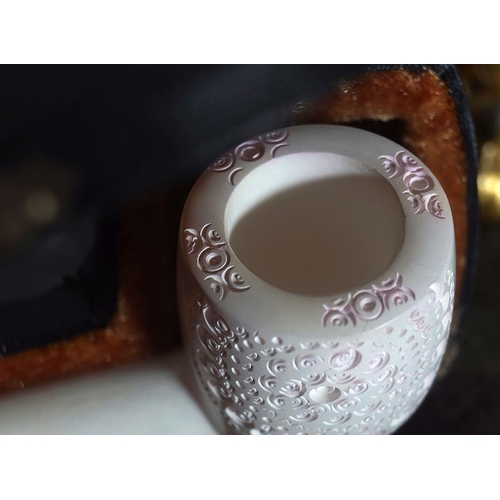 5 - MEERSCHAUM PIPE